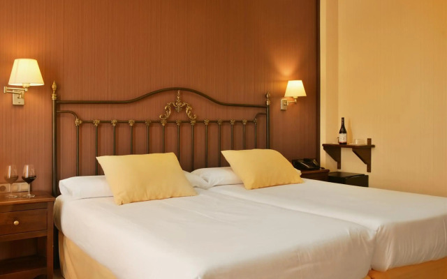 Complejo Enoturístico Finca La Estacada