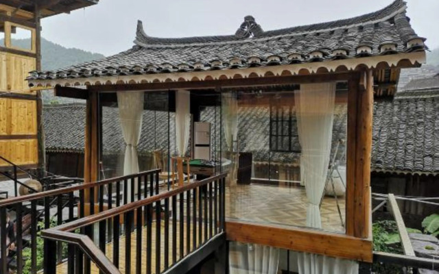 Xijiang Luanxi Hanshe Garden Hotel (No. 1 Fengyu Bridge Branch)