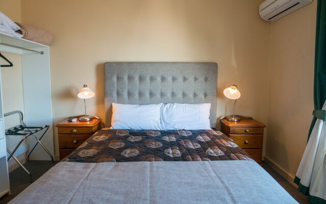 Tailem Bend Riverside Hotel