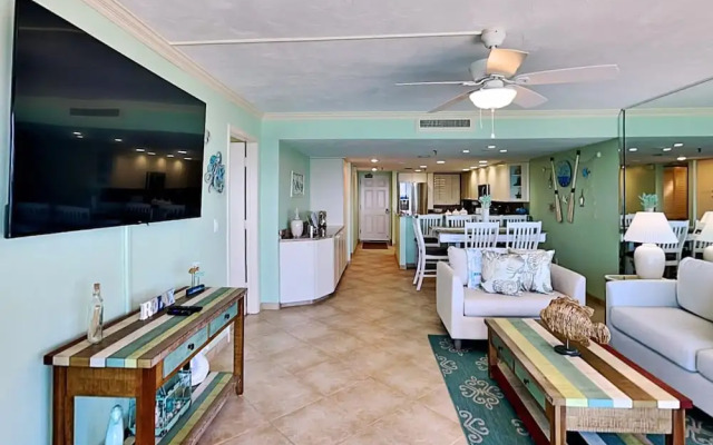 Oceanside Retreat 804