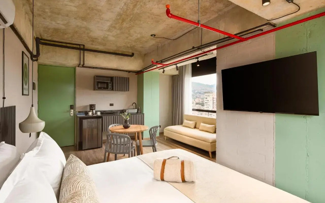 Urbit Social Lofts