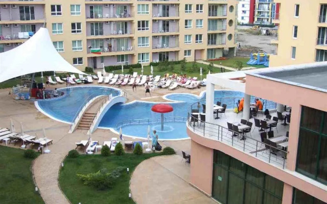 Pollo Resort Mikosta Apartments
