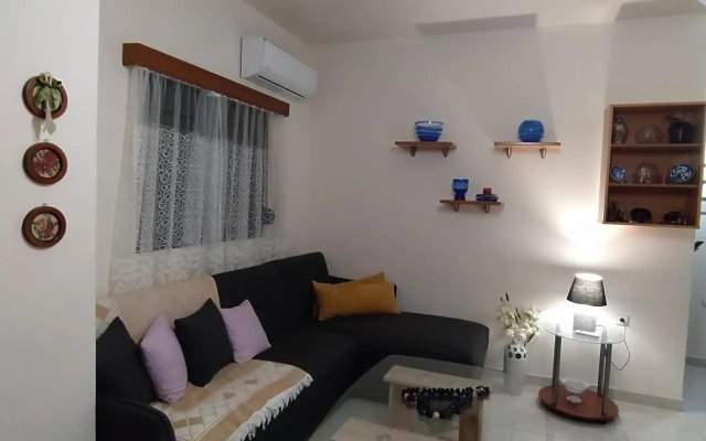 Giota's City House