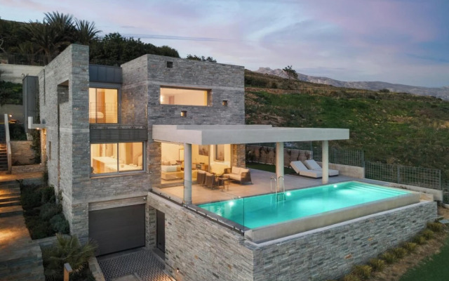 Luxurious Seafront Villa Karystos