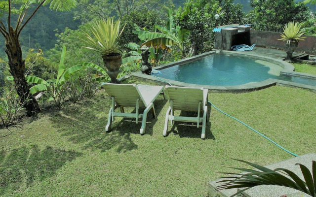 Shangrilah Villas