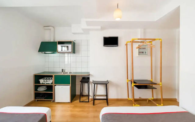 Hostal Athenas