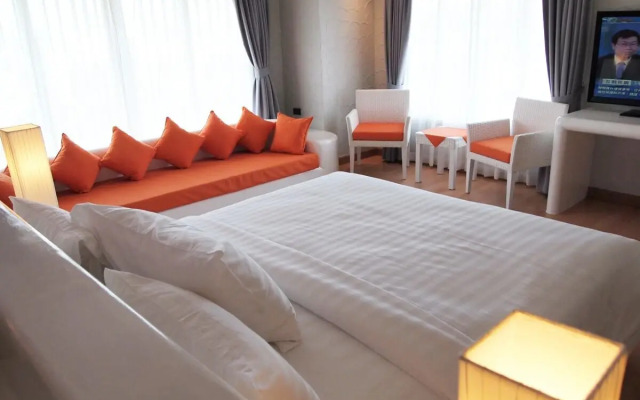 The Chalet Phuket Resort