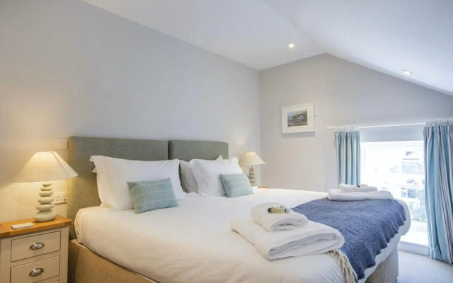 Plume Of Feathers B&B