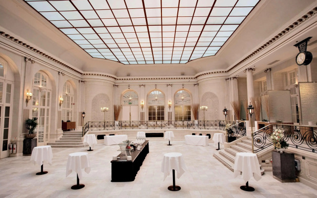 The Waldorf Hilton, London