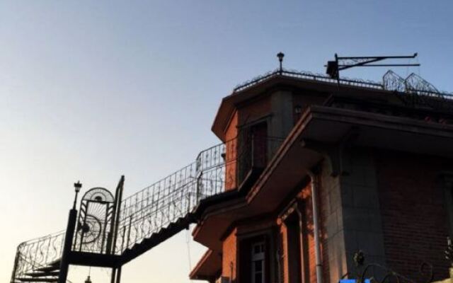 Chuanwu Old Villa Family Hotel