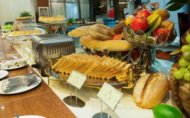 Chengjiang Manor Hotel