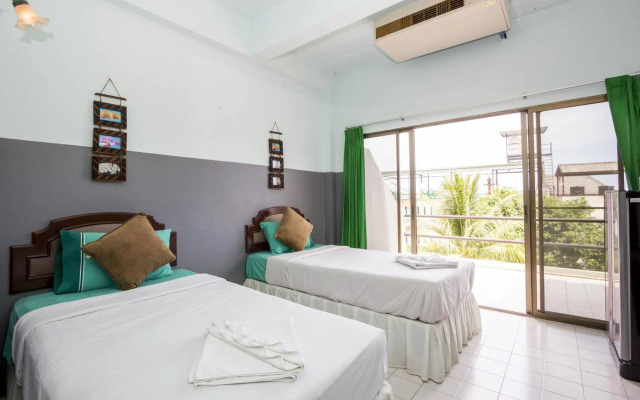 Baan Lukkan Hostel