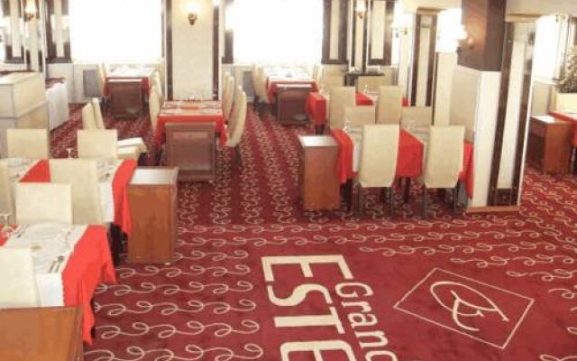 Grand Estel Hotel