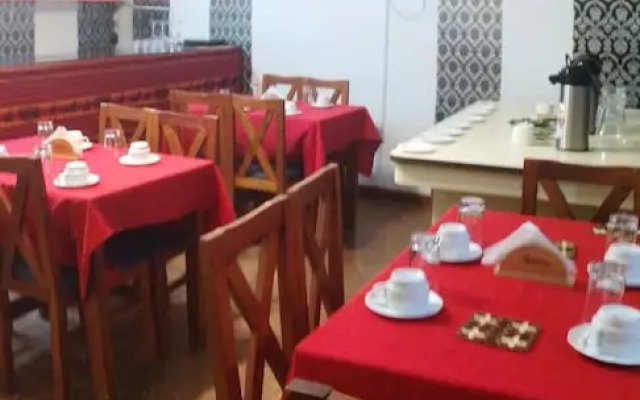 Zarate's Hostel