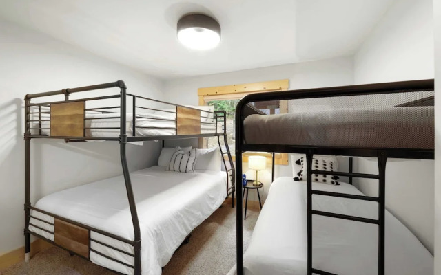 Modern Lake Tahoe Retreat Ski and Swim