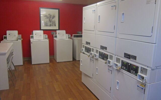 Extended Stay America Suites Sacramento Northgate