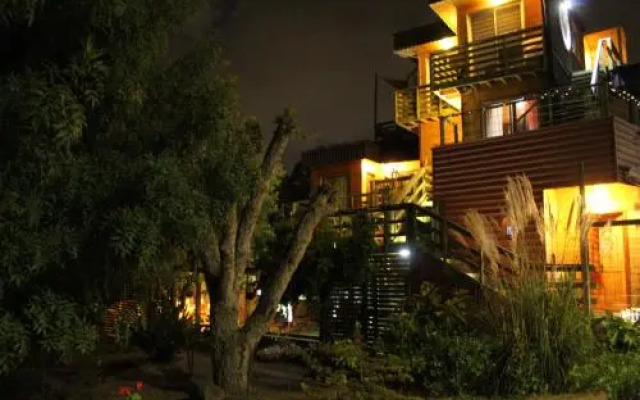 Algarrobo Lodge