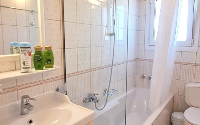 Garitsa bay Apartment