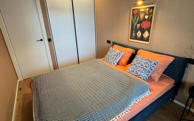 Азбука на улице Айская 39