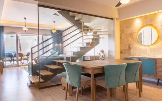 Spacious Flat with Pool in Kusadasi