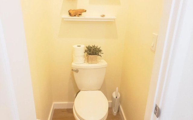 Pass a Grille Beach Views 709-13