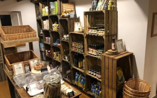 Horse & Groom - Upper Oddington