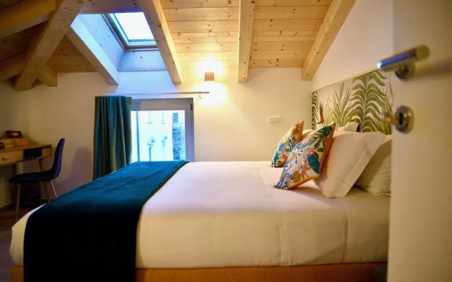 Nine Rooms Shared
