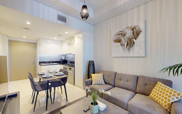 Primestay -2br in Aykon City -dubai