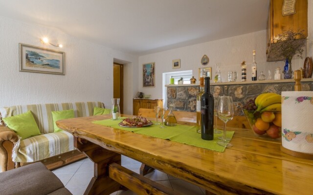House Elwira