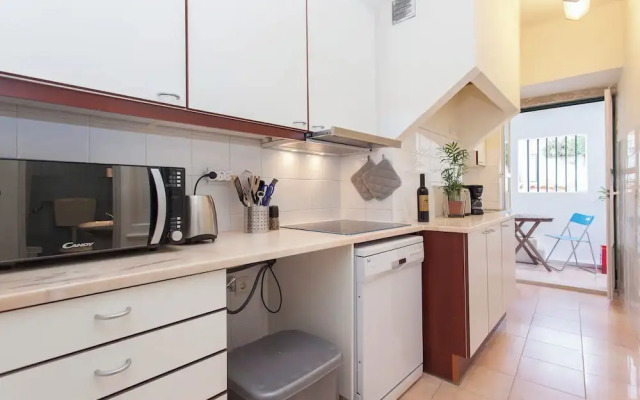 Historical 2-Bed Alfama Charm