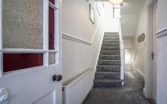 Ivydene - 3 Bedroom Holiday Home - Tenby