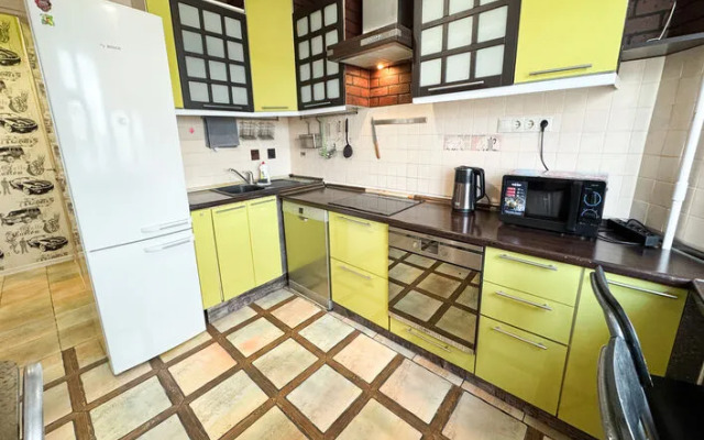 Apartments Posutochno50 on Lobnenskiy boulevard, 5