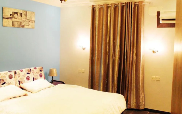 La Casa Hotel Apartment