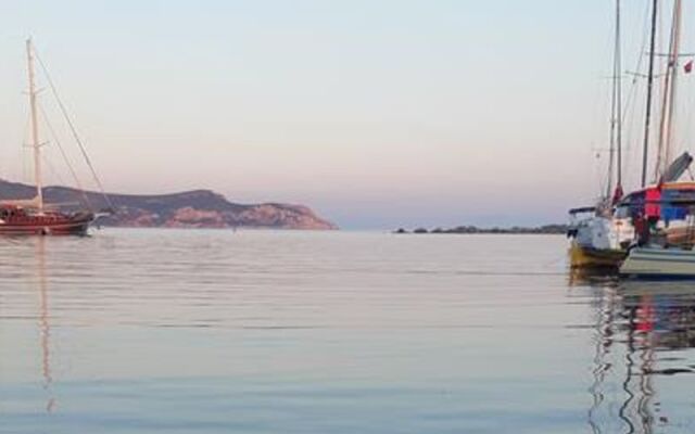 Palamutbuku Cesme Otel