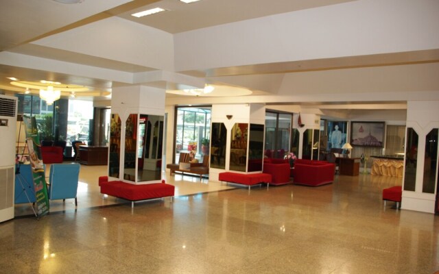 Grand Royal Plaza Hotel Chachoengsao