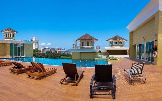 Crystal Luxury Hotel