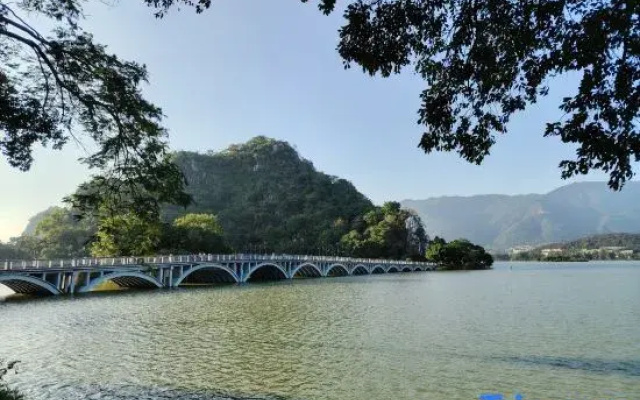 Zhaoqing Yueyou Homestay (Qixingyan Yanqian Village)