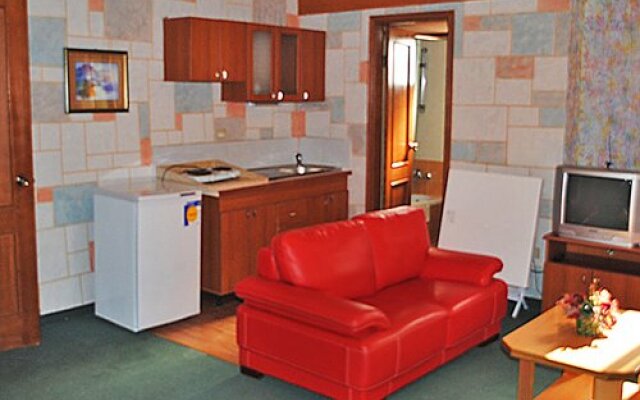 Pineland Resort And Country Club