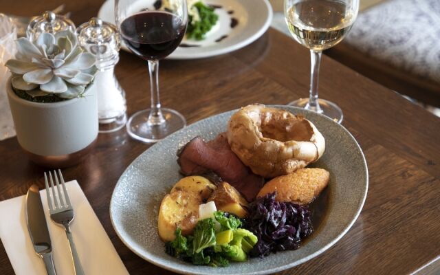 The Bell Alderminster