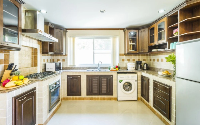 Angel Green Pool Villa Pattaya