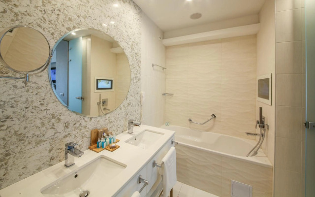 MARITIM Paradise Blue Hotel & Spa