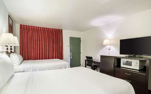 Rodeway Inn