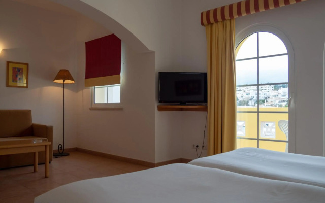 Luz Bay Hotel