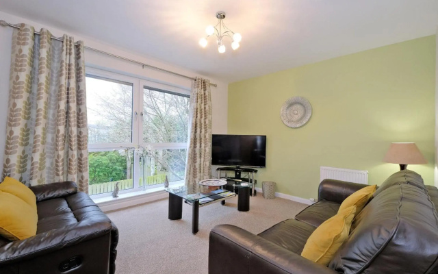 Netherhills Apartment