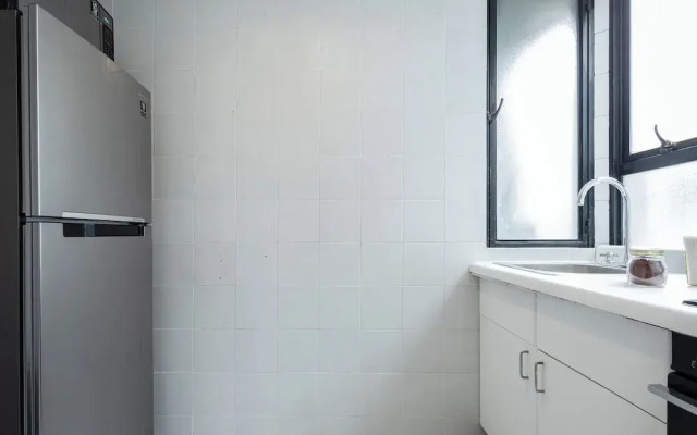 Roma Stay - 2br, Parking -wifi- Sleeps 6 Guests