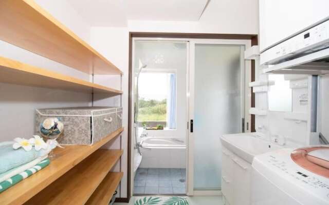 Blue moon in Sesokojima