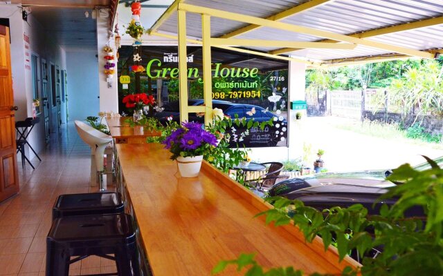 Greenhouse Apartments