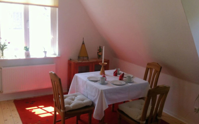 Lovely Apartment in Celle With Garden and Grill