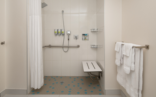 Staypineapple, Hotel Z, Gaslamp San Diego