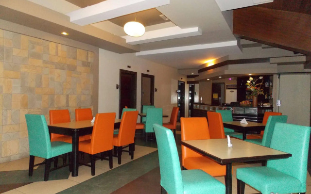 MO2 Westown Hotel Bacolod - Mandalagan